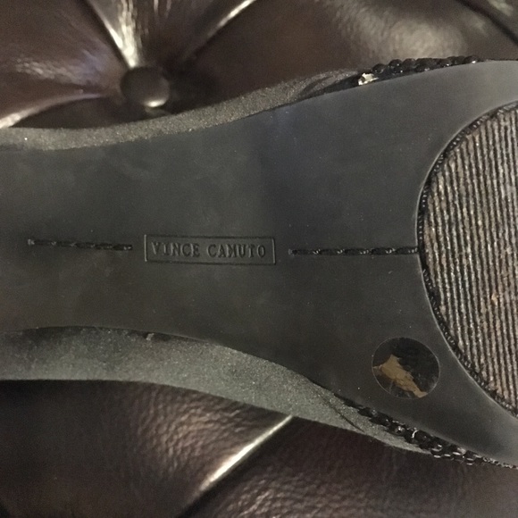 Vince Camuto black bowtie adorable heels - Picture 6 of 6